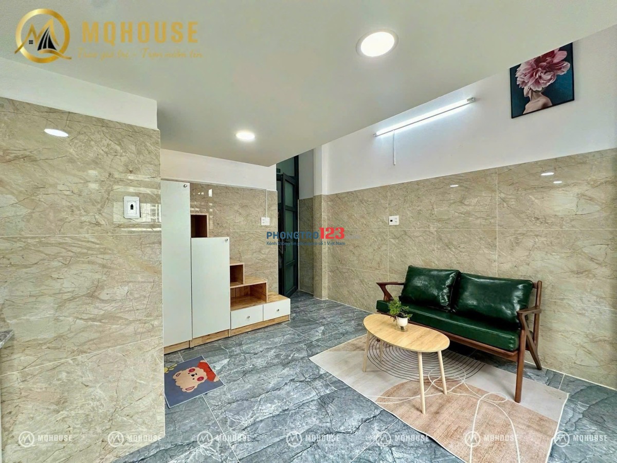 DUPLEX CỬA SỔ TRỜI FULL NỘI THẤT NGAY ĐẠI HỌC VĂN HIẾN QUẬN TÂN BÌNH