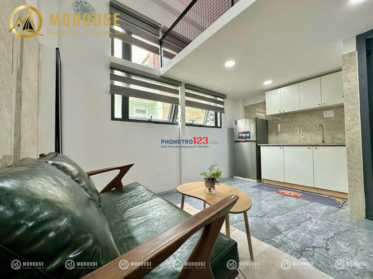 DUPLEX CỬA SỔ TRỜI FULL NỘI THẤT NGAY ĐẠI HỌC VĂN HIẾN QUẬN TÂN BÌNH