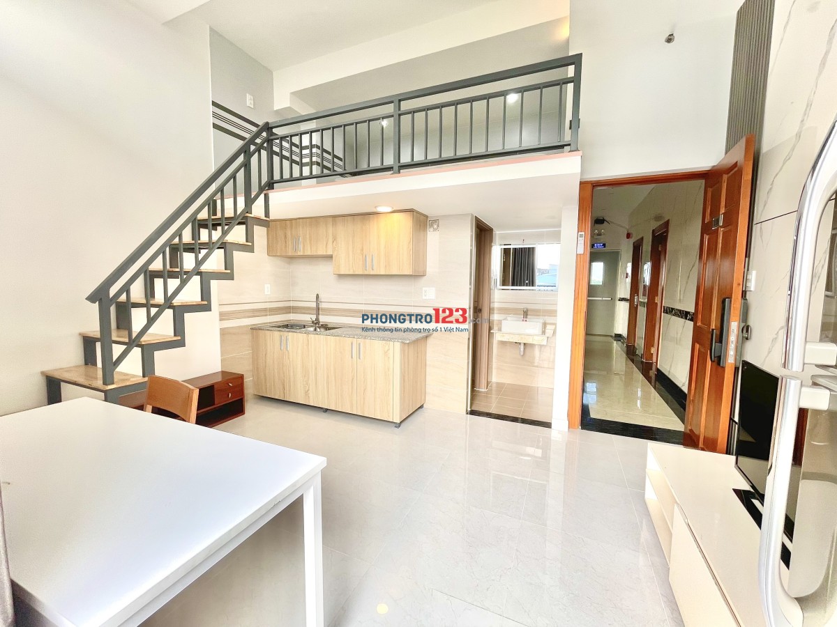 Phòng DUPLEX, BAN CÔNG, ĐẦY ĐỦ NỘI THẤT NGAY 429 LÊ VĂN VIỆT