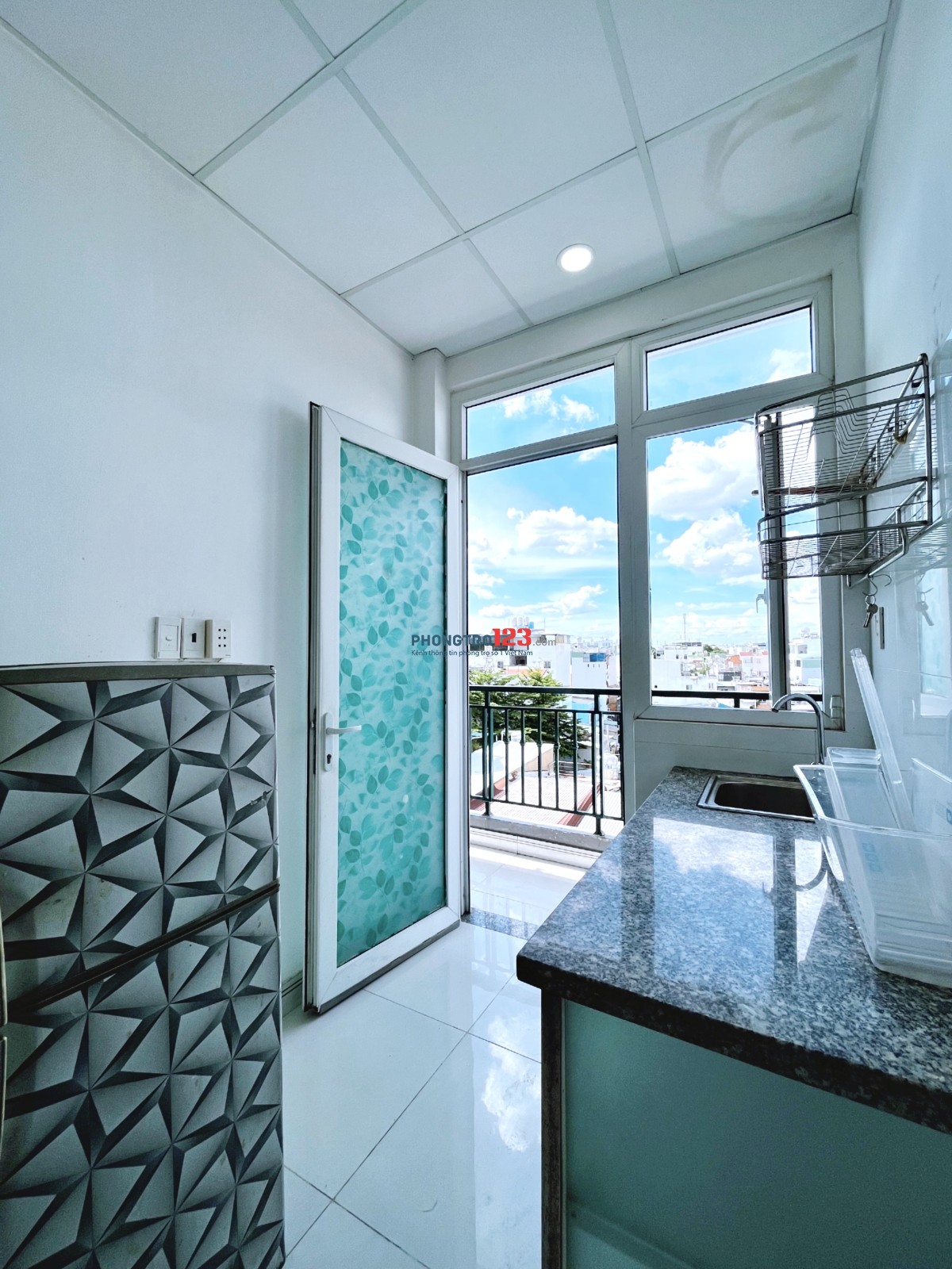 PHÒNG ĐẸP GIÁ TỐT - TRUNG TÂM GÒ VẤP (KẾ BÊN CÔNG VIÊN LÀNG HOA