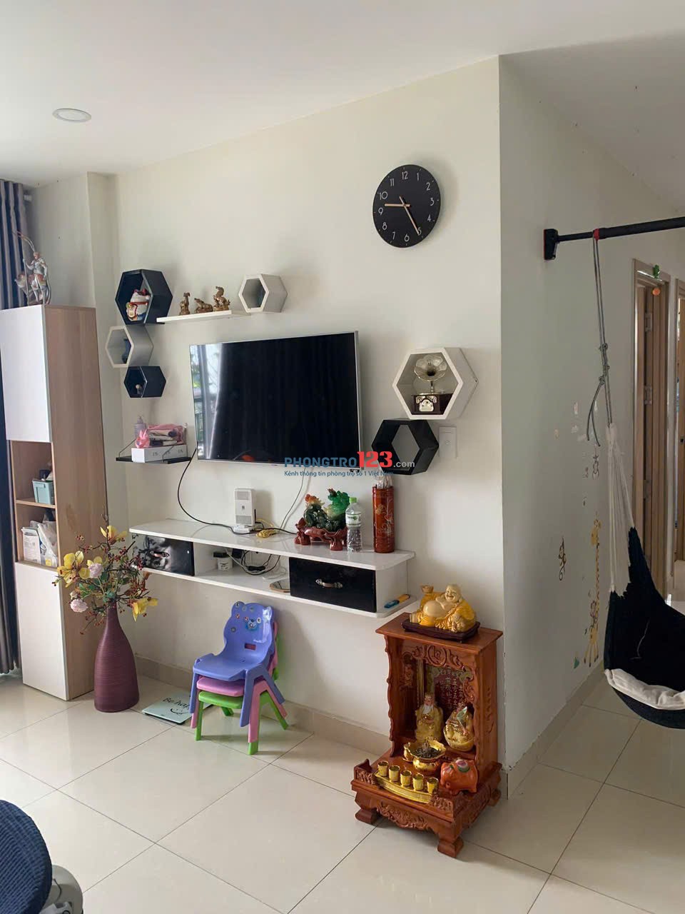 CHung cư Tô Ký Tower, Quận 12: 3p ngủ, máy lạnh, 8tr/tháng