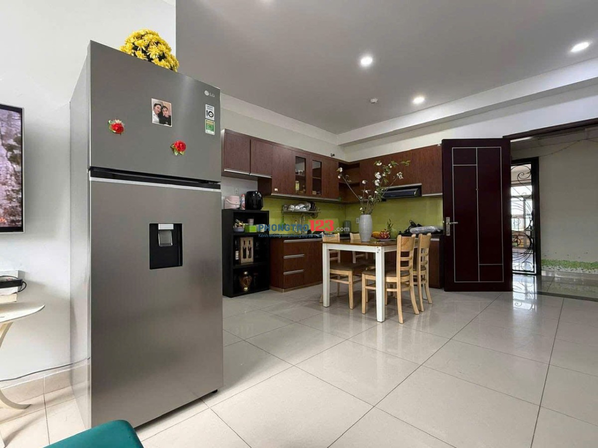Chung cư Screc, 67m2, 2PN, 2WC, NTCB, 13tr/th, Trường Sa, Q3.