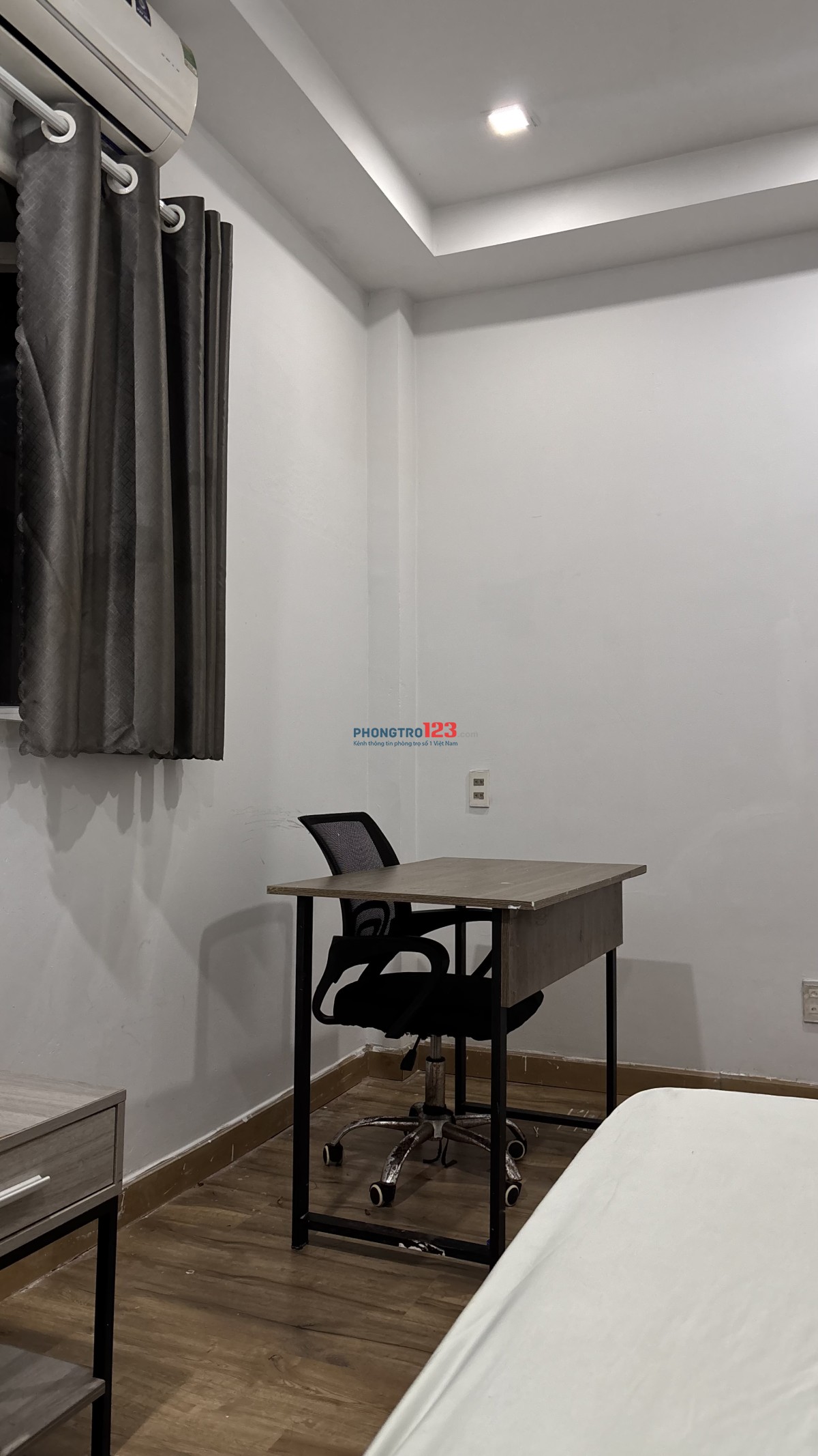 Phòng Trọ 3tr9 ngay phố Tây Bùi Viện đủ Nội Thất