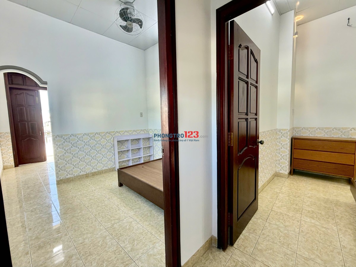 Chính chủ cho thuê nhà nguyên căn ngay cạnh Chợ Phương Sơn
