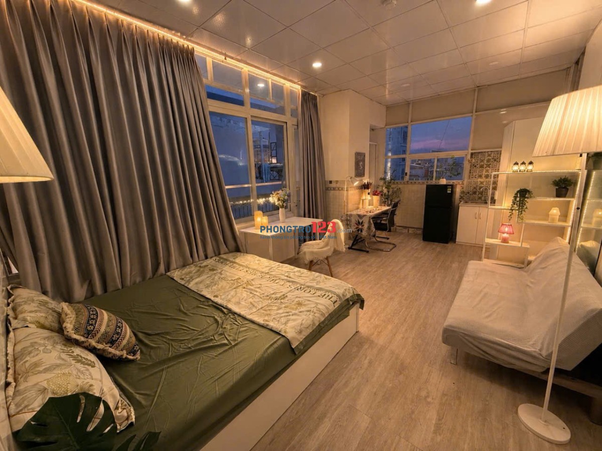 Phòng Ban công + Cửa sổ ngay Nguyễn Thị Thập gần Lotte Mart Q7