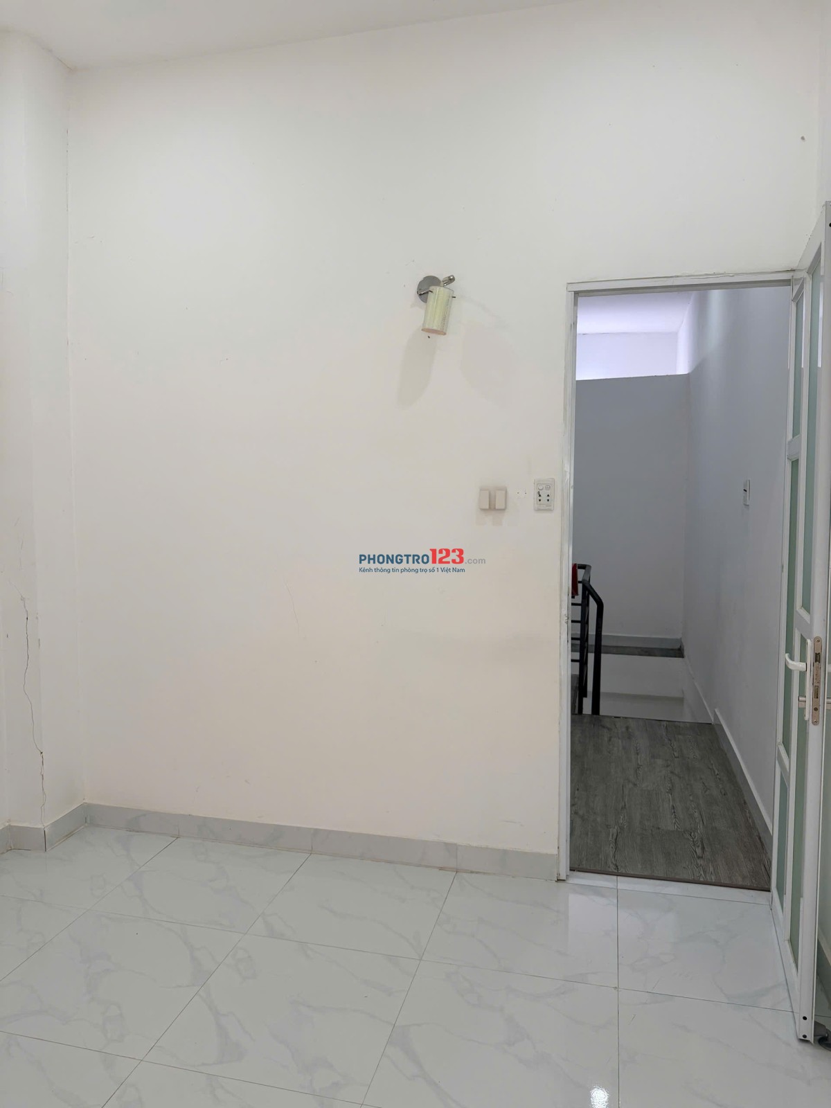 Cho thuê nhà nguyên căn tại hẻm 100 Tân Khai, phường Minh Phụng (P7, Q11 cũ)