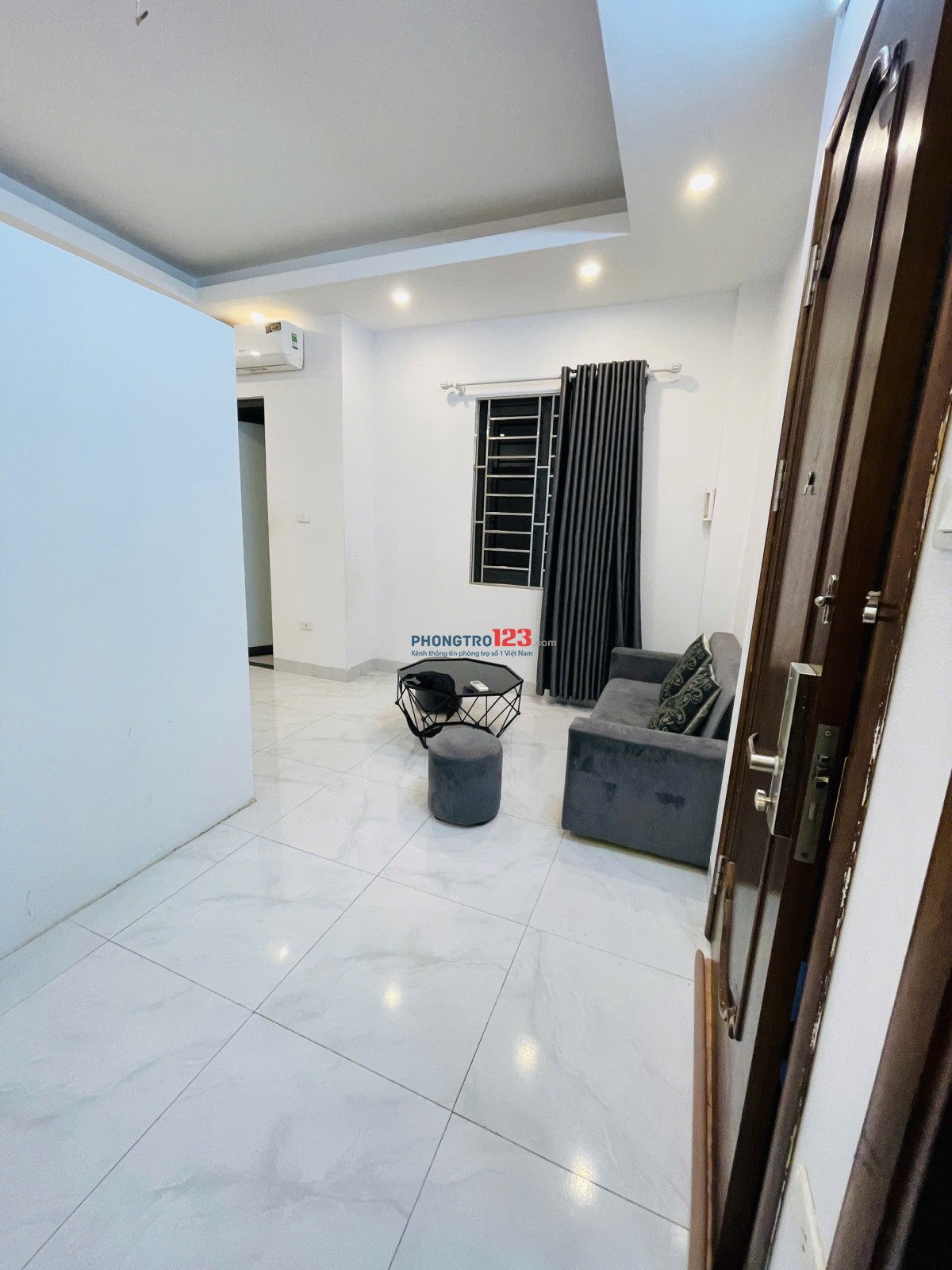 Cho thuê phòng ngõ 759 Kim Giang 4,2tr