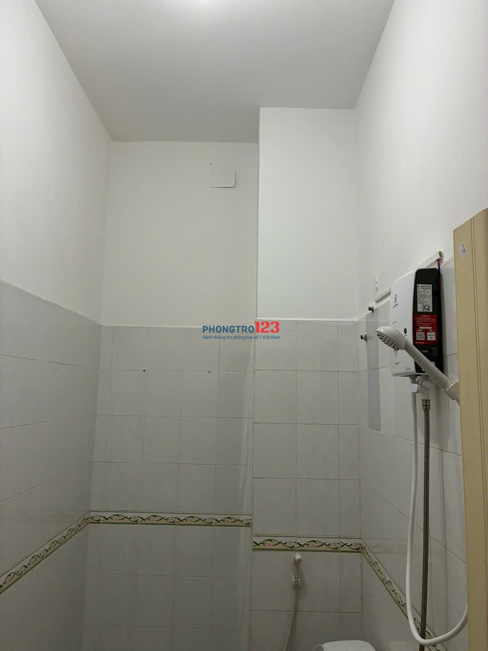 CHDV 1 phòng ngủ Mặt tiền đường lớn, đầy đủ tiện nghi, ban công rộng thoáng!!!