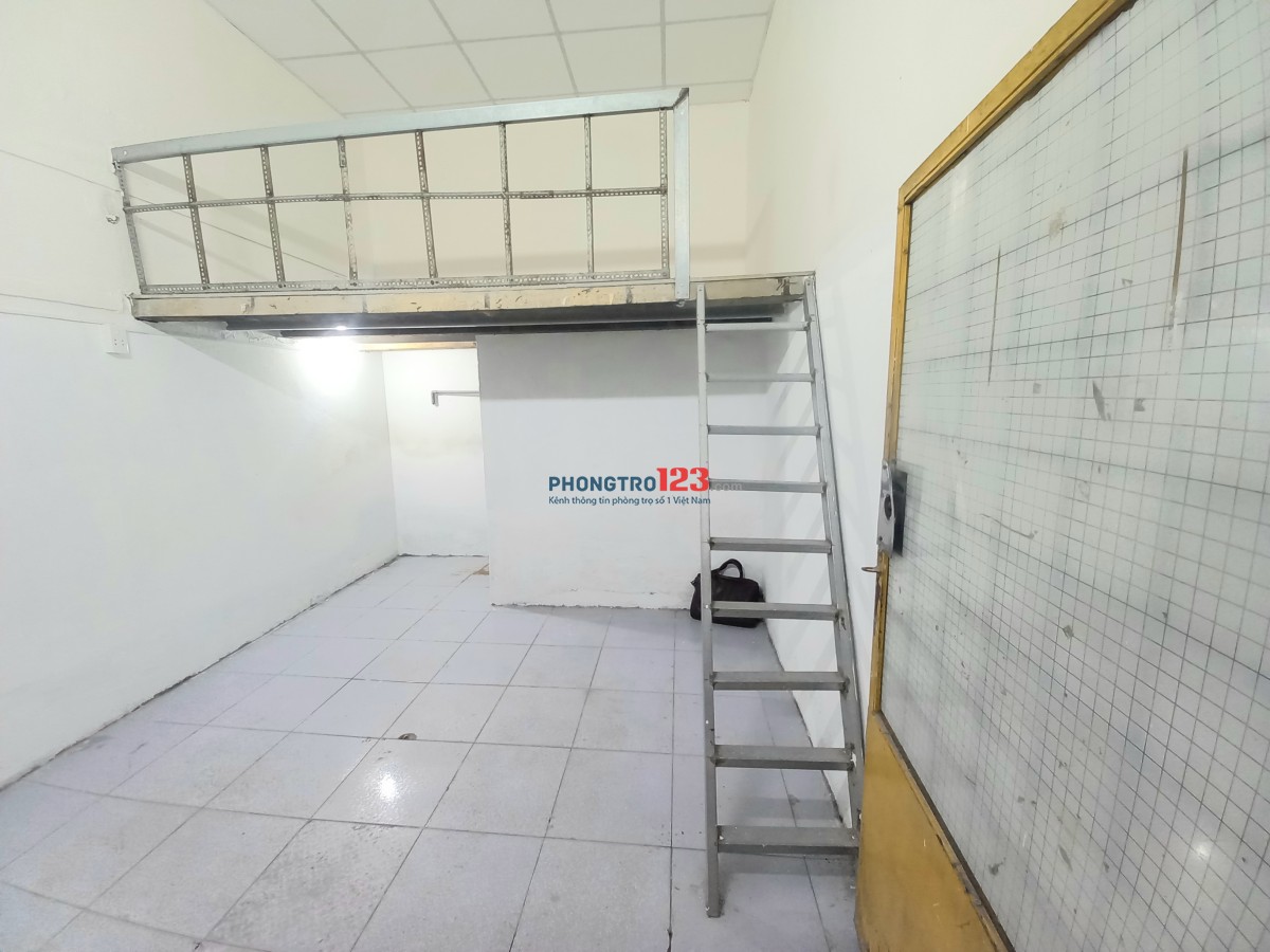 Cần cho thuê phòng trọ có gác lửng hẻm xe hơi Nguyễn Hữu Cảnh (Gần ngay Vinhomes Central Park)