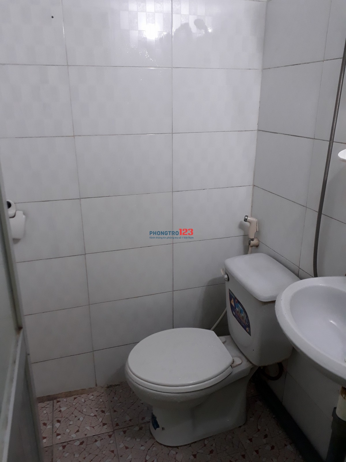 Cho thuê phòng chính chủ Phố Phương Mai, Quận Đống Đa cũ
