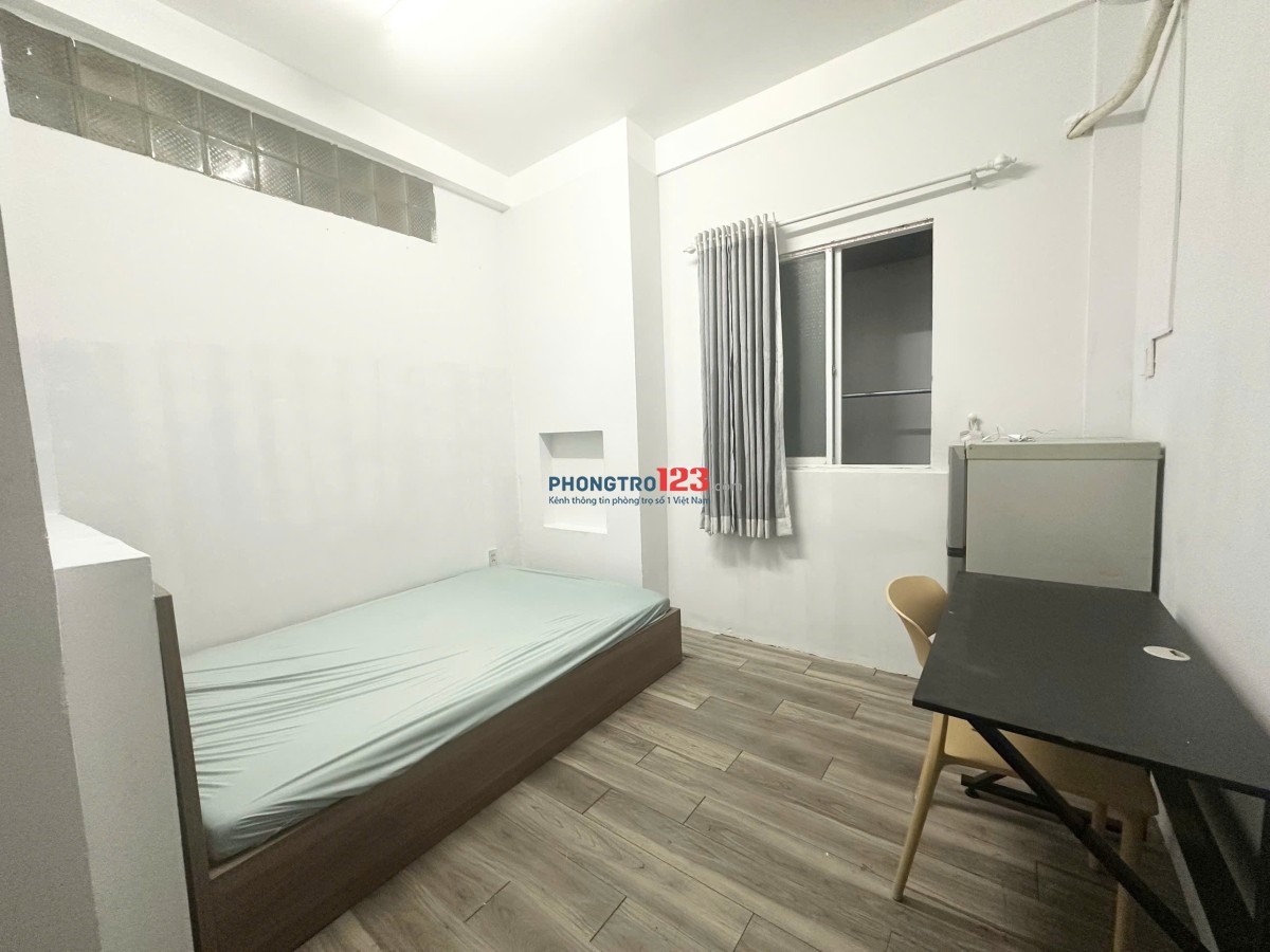 Full Nội Thất, kế ETOWN Cộng Hòa giá chỉ 3.3 triệu