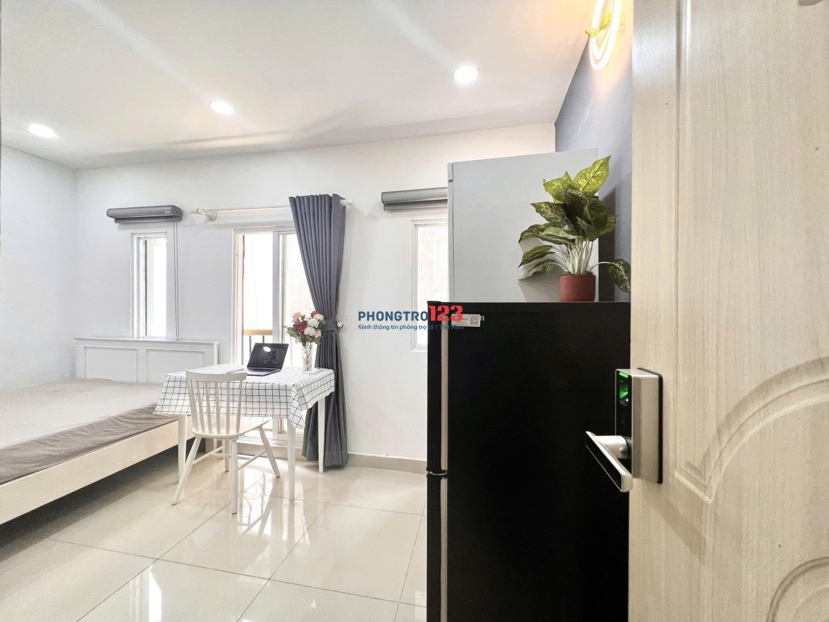 PHÒNG STUDIO CỬA SỔ TO THOÁNG FULL NỘI THẤT TẠI ÂU CƠ GẦN CHỢ TÂN HƯƠNG, ĐH VĂN HIẾN - CÔNG THƯƠNG