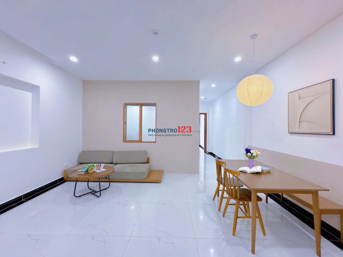căn hộ 2 PHÒNG NGỦ FULL NỘI THẤT BANCOL RỘNG ngay Trần Quốc Thảo