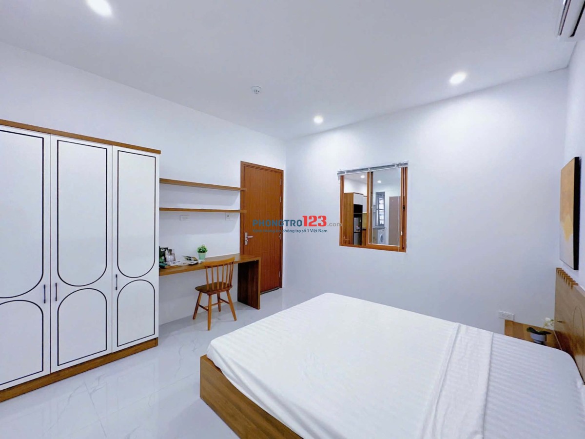 căn hộ 2 PHÒNG NGỦ FULL NỘI THẤT BANCOL RỘNG ngay Trần Quốc Thảo