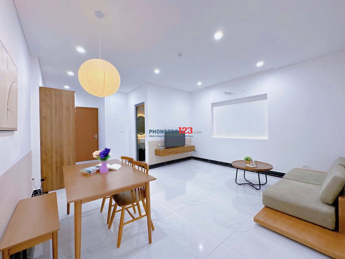 căn hộ 2 PHÒNG NGỦ FULL NỘI THẤT BANCOL RỘNG ngay Trần Quốc Thảo