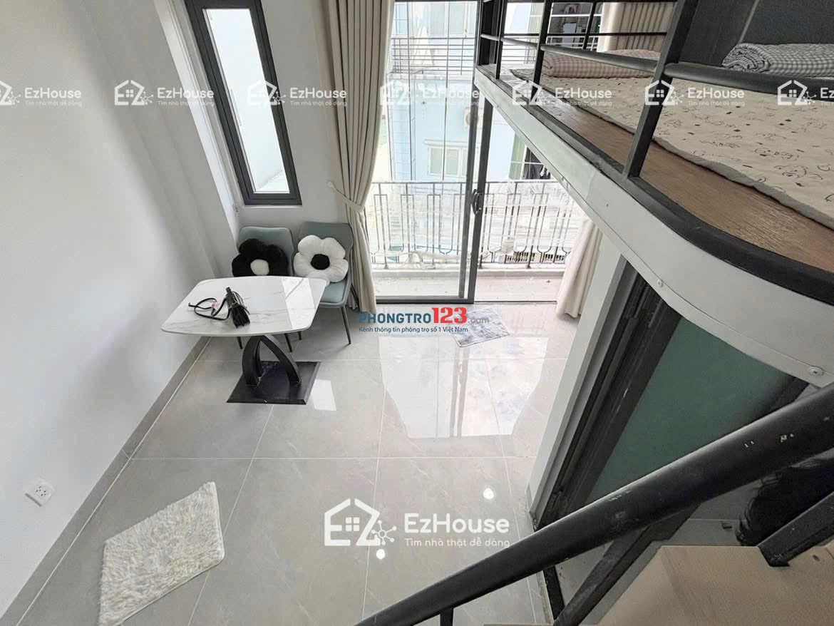 CHO THUÊ DUPLEX BAN CÔNG GẦN LOTTE, TDTU, RMIT, UFM, CRESANT MALL, CHỈ 10P QUA QUẬN 1,4,8