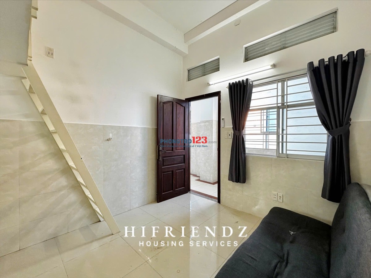 CHO THUÊ DUPLEX BAN CÔNG GẦN LOTTE, TDTU, RMIT, UFM, CRESANT MALL, CHỈ 10P QUA QUẬN 1,4,8