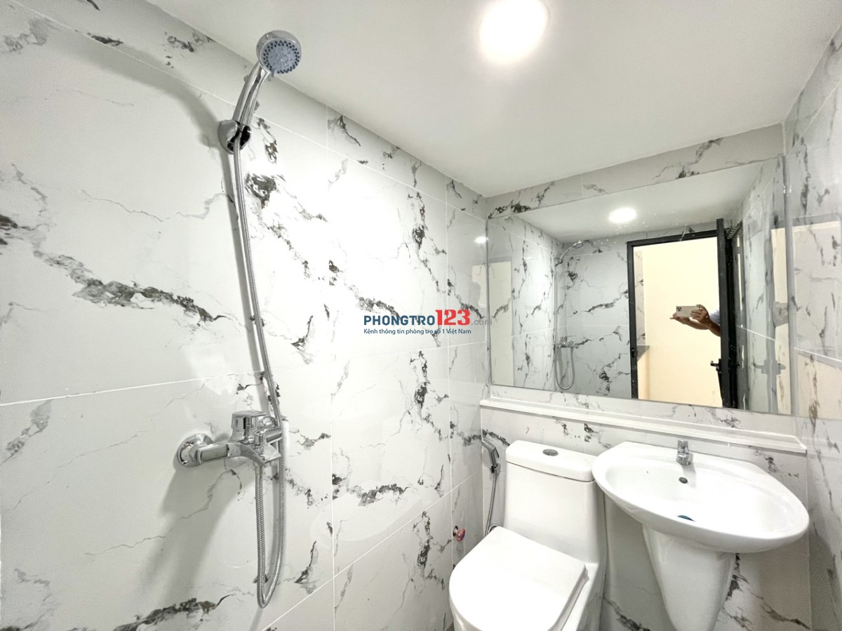 Bóc tem phòng 25m2 mới xây - ngay đường Bùi Đình Túy học viện Cán Bộ, chợ Long Vân