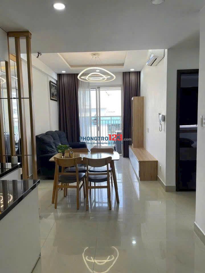 Chung cư Lữ Gia-Phú Thọ cho thuê Căn 3p ngủ,2wc,87m2, giá 15,5tr/th