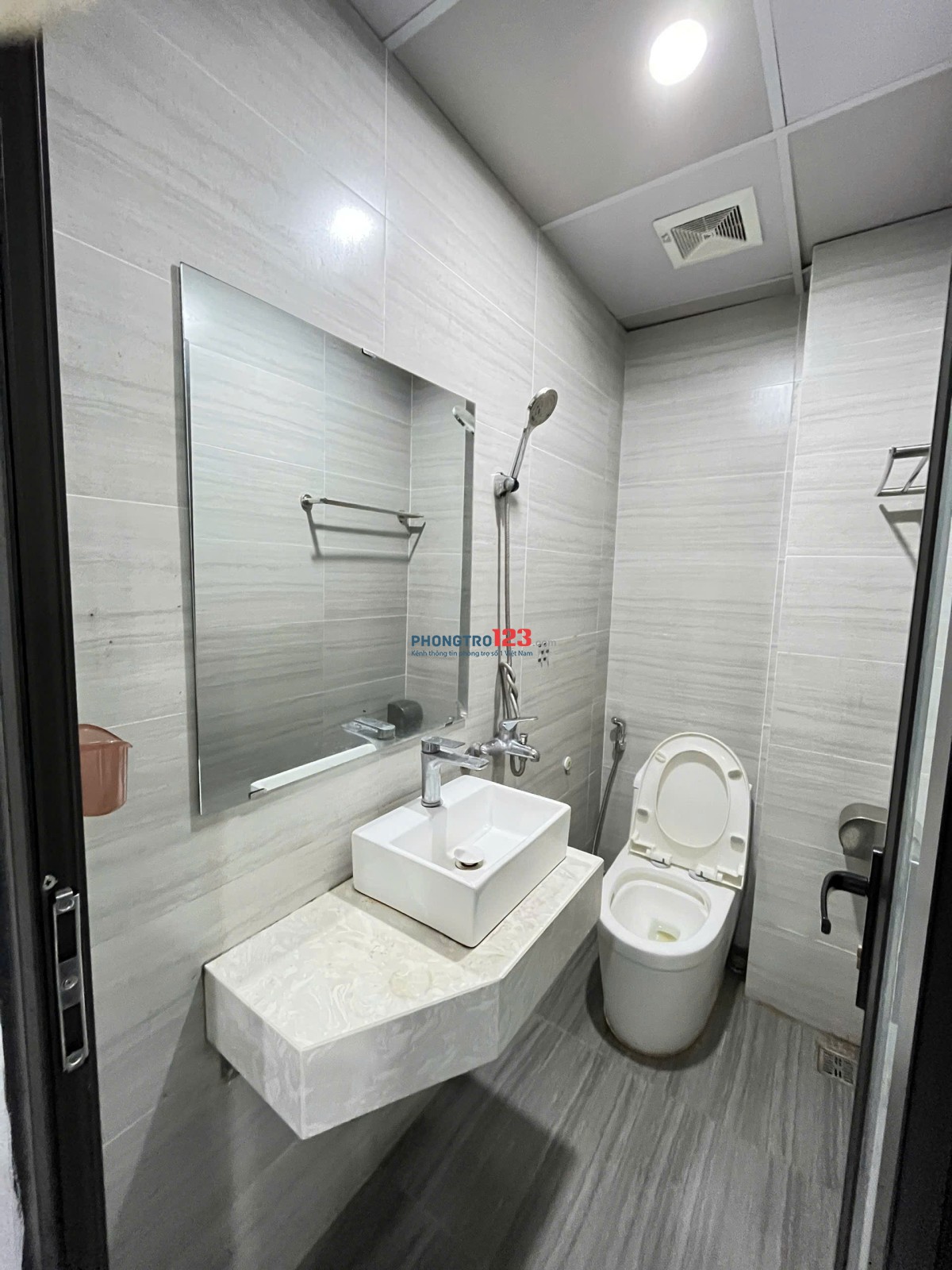 CHO THUÊ CĂN HỘ STUDIO FULL ĐỒ TẠI HỒ TÙNG MẬU, CẦU GIẤY