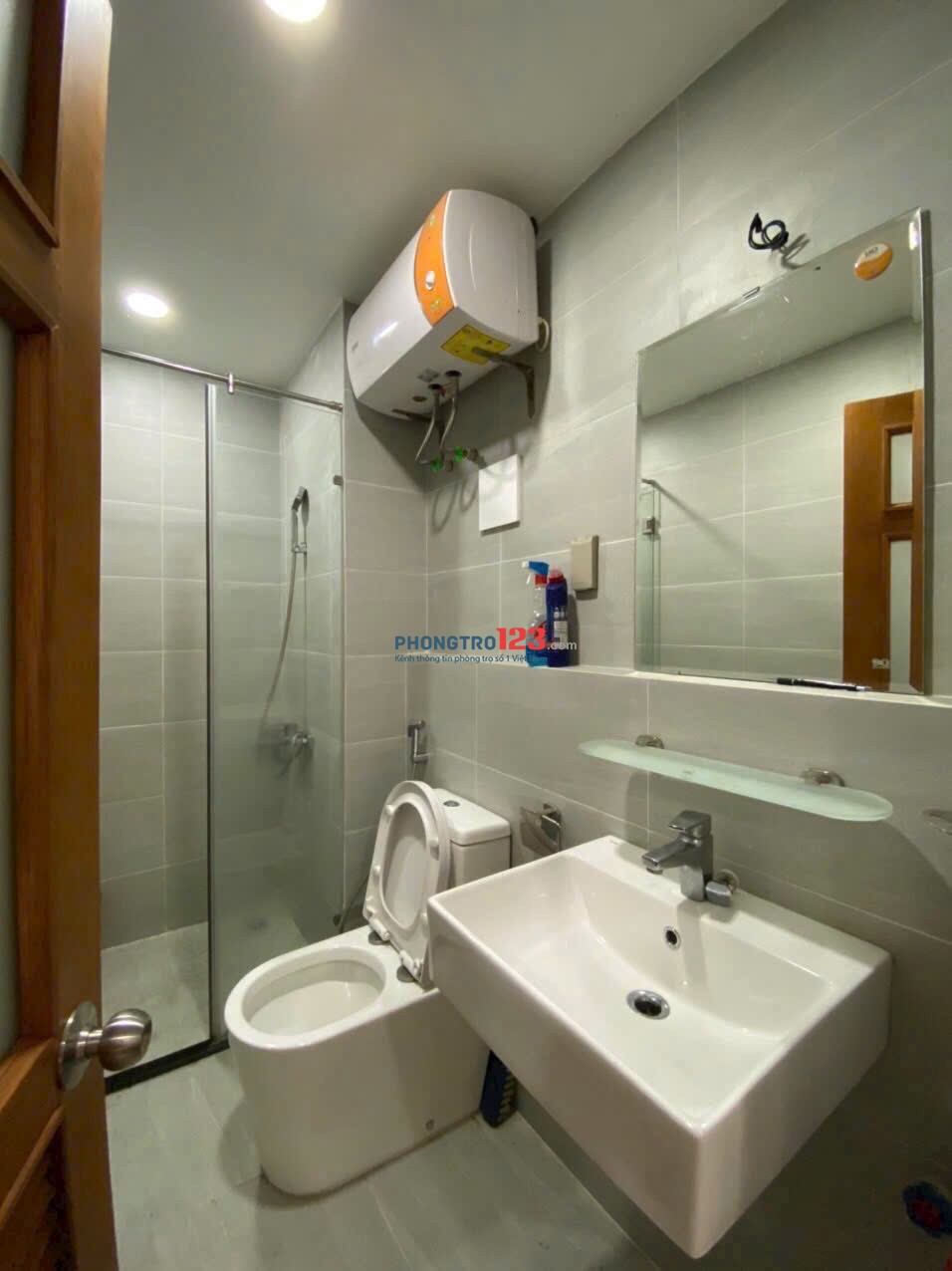 C/c The Harmona 2 PN full nội thất 70m2 giá 10,5 tr/tháng nhà mới, dọn vào ở liền.