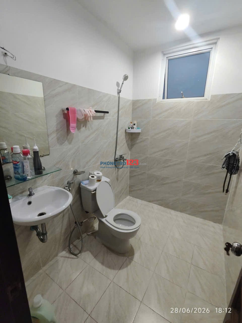 Chung cư Tô Ký Tower, Quận 12: 3pngủ, 8triệu, 85m2, nhà mới, full NT