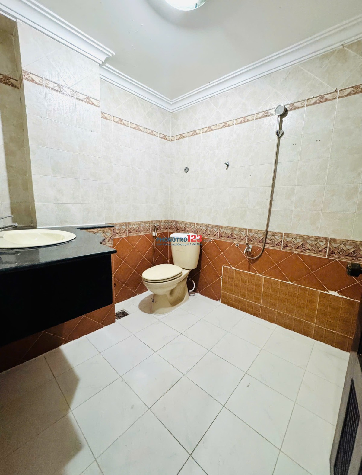 Ký Túc Xá Nguyễn Trọng Tuyển, Quận Tân Bình Chỉ Từ 1.8 Triệu/Tháng Trọn Gói