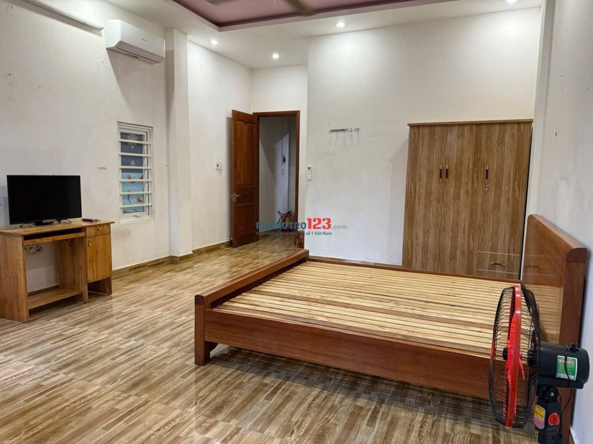 ‍Cho thuê nhà 3 tầng : 3 phòng ngủ Mặt tiền ngô quyền Đoạn Ocean view Đầy đủ nội thất