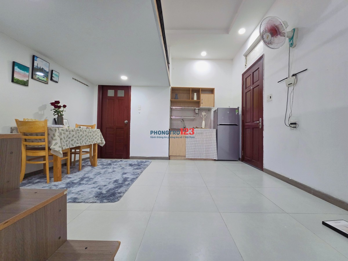 CHO THUÊ CĂN HỘ CỬA SỔ TRỜI THANG MÁY NGAY ĐH VĂN HIẾN