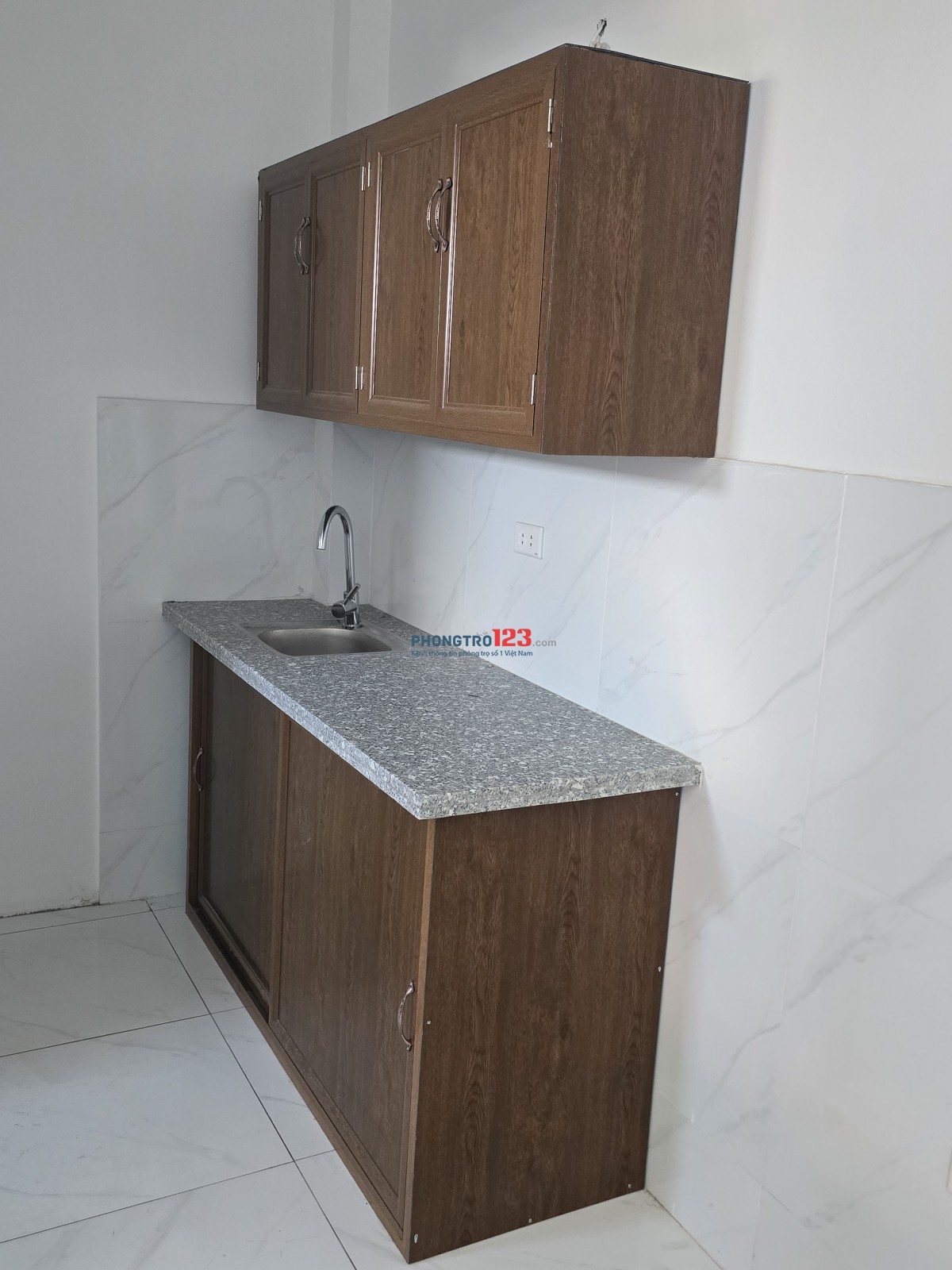 35M đủ ĐH, Tủ, Quạt, giường 4Người CHỈ TỪ 2Tr