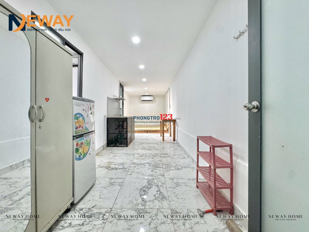Phòng Sinh Viên - có ban công - nội thất - khu Bàu Cát chỉ 3.7 triệu