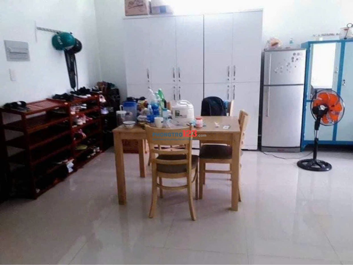 KTX Chung Cư Topaz City đường Cao Lỗ, Q8 Đối Diện Đại học Công nghệ Sài Gòn