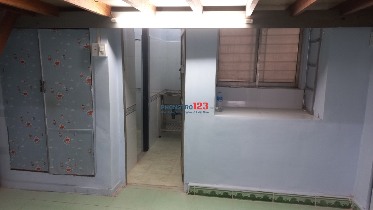 Cho thuê căn hộ chung cư sau KTX sinh viên Đai học Kinh tế TP.HCM