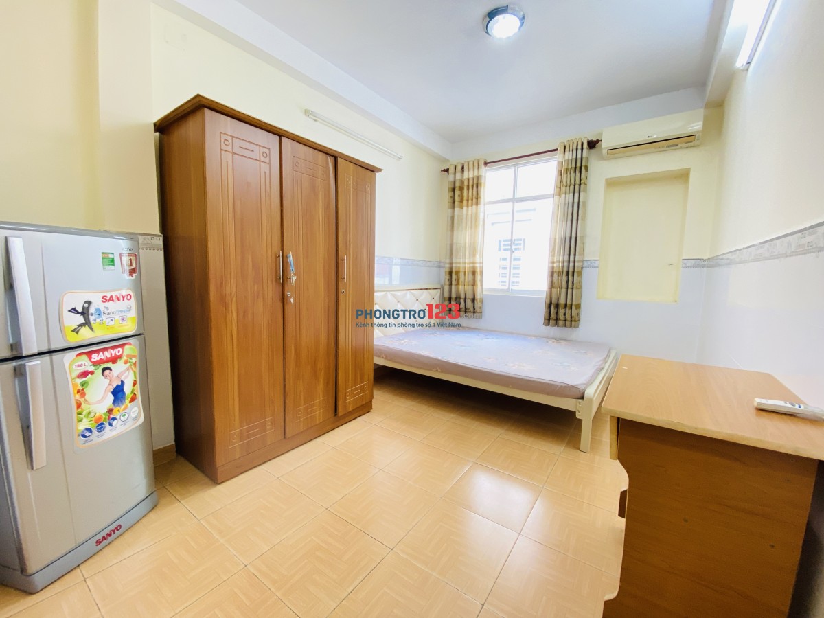 Phòng cao cấp, đầy đủ tiện nghi. Gần Đài truyền hình và trường Khoa Học Xã Hội & Nhân Văn 150 mét...