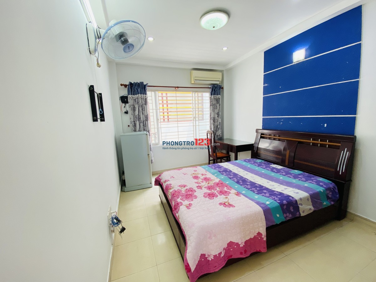 Phòng cao cấp, đầy đủ tiện nghi. Gần Đài truyền hình và trường Khoa Học Xã Hội & Nhân Văn 150 mét...