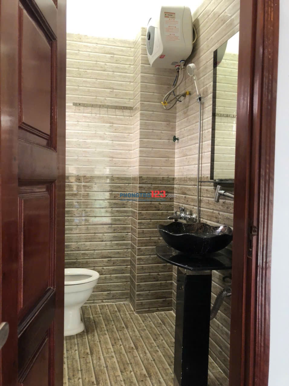 Nhà nguyên căn DTSD 120m2, 3PN 3WC, đường Lê Độ