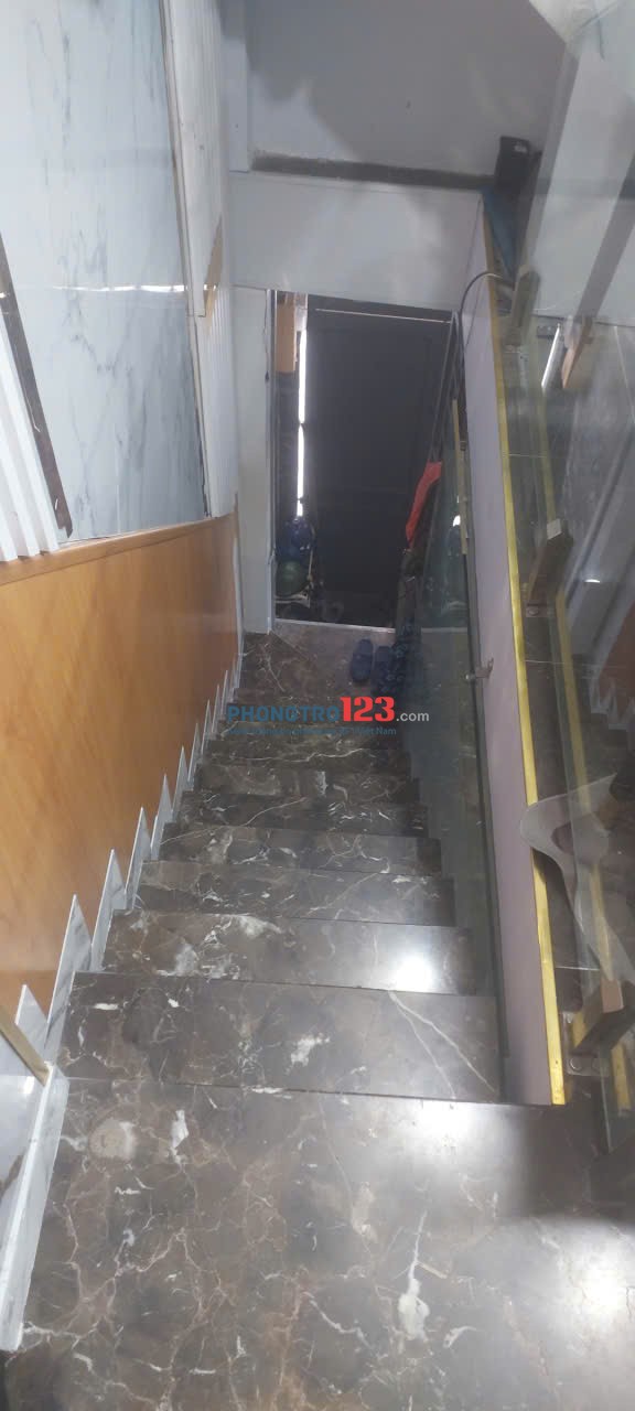 Cho thuê nhà nguyên căn khu trung tâm thành phố tiện lợi ở và kinh doanh