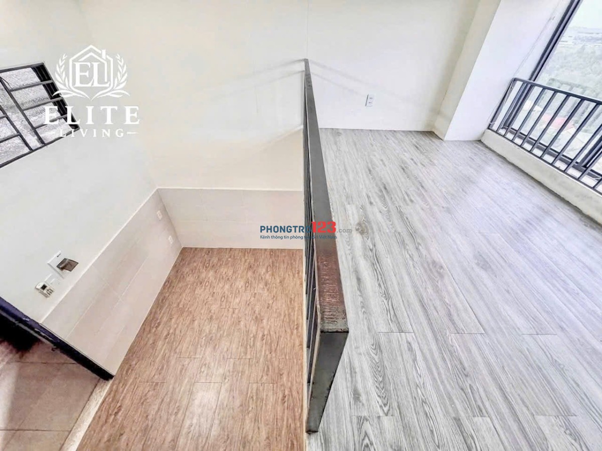 Duplex gác cao cửa sổ trời ngay tại Lê Văn Việt