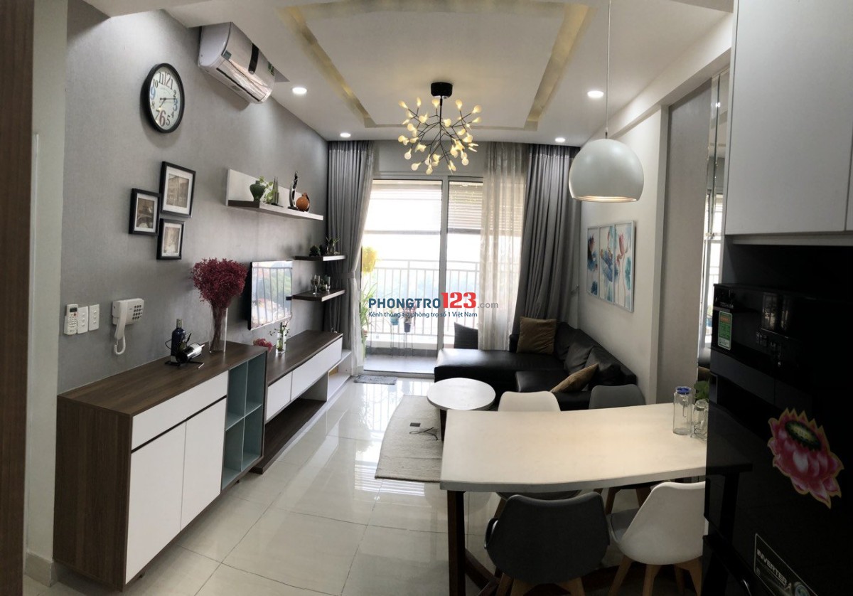 Chung cư Orchard garden căn 2p ngủ, NTCC, giá 17tr/tháng