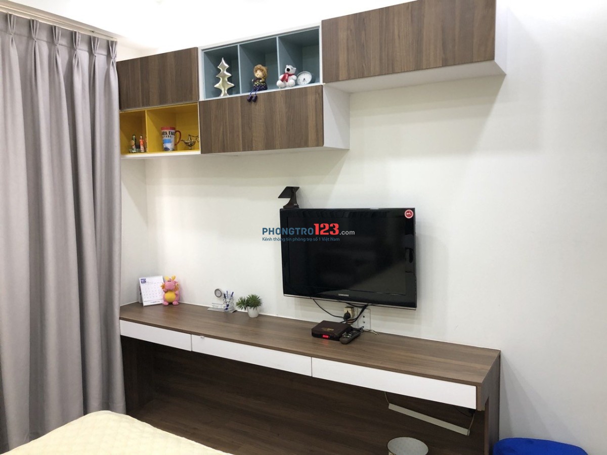 Chung cư Orchard garden căn 2p ngủ, NTCC, giá 17tr/tháng
