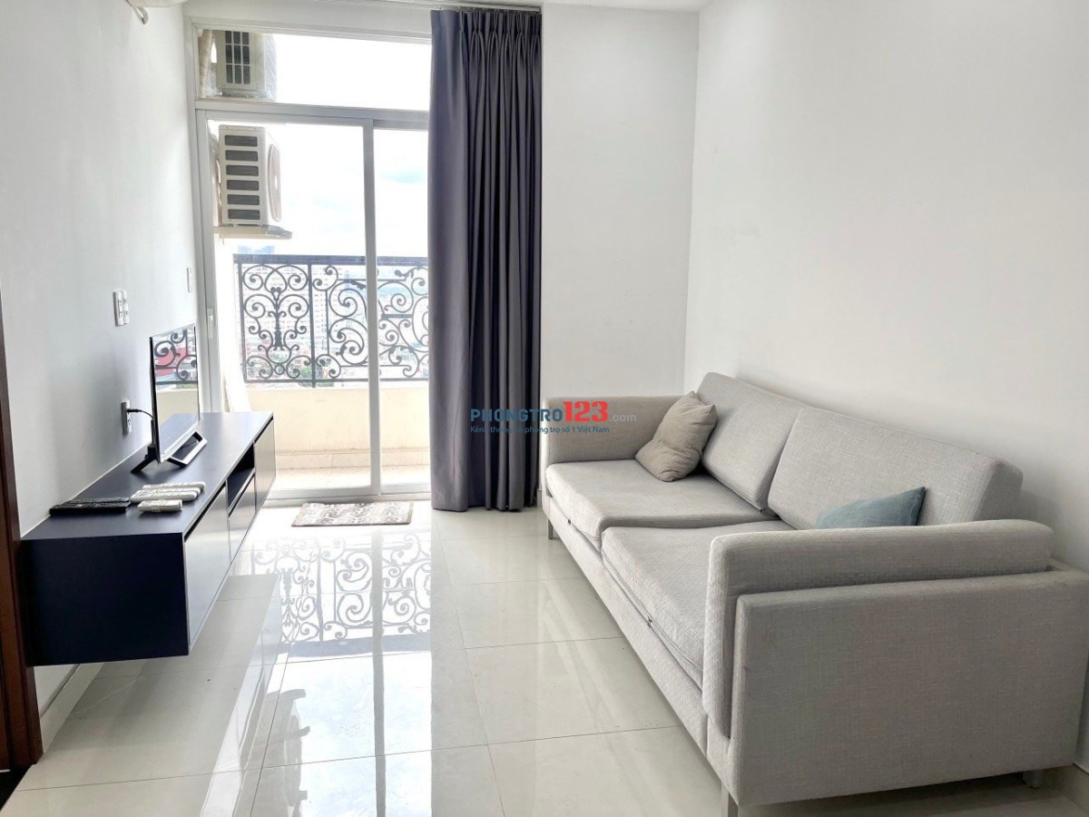Chung cư Hoa Sen. Lạc Long Quân giá 15tr căn 3p ngủ sẵn nội thất