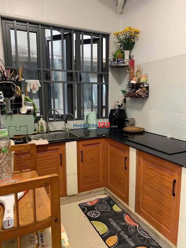 Cho thuê C/c Cách Mạng Tháng Quận 3 full nội thất 55m2 có 1pn giá 9 tr/th.