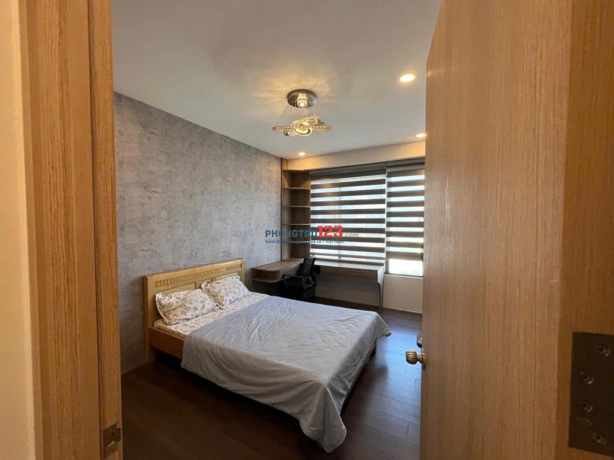 Kingston Residence, căn 2p ngủ, rộng 81m2, NTCC, giá thuê 17tr5/tháng