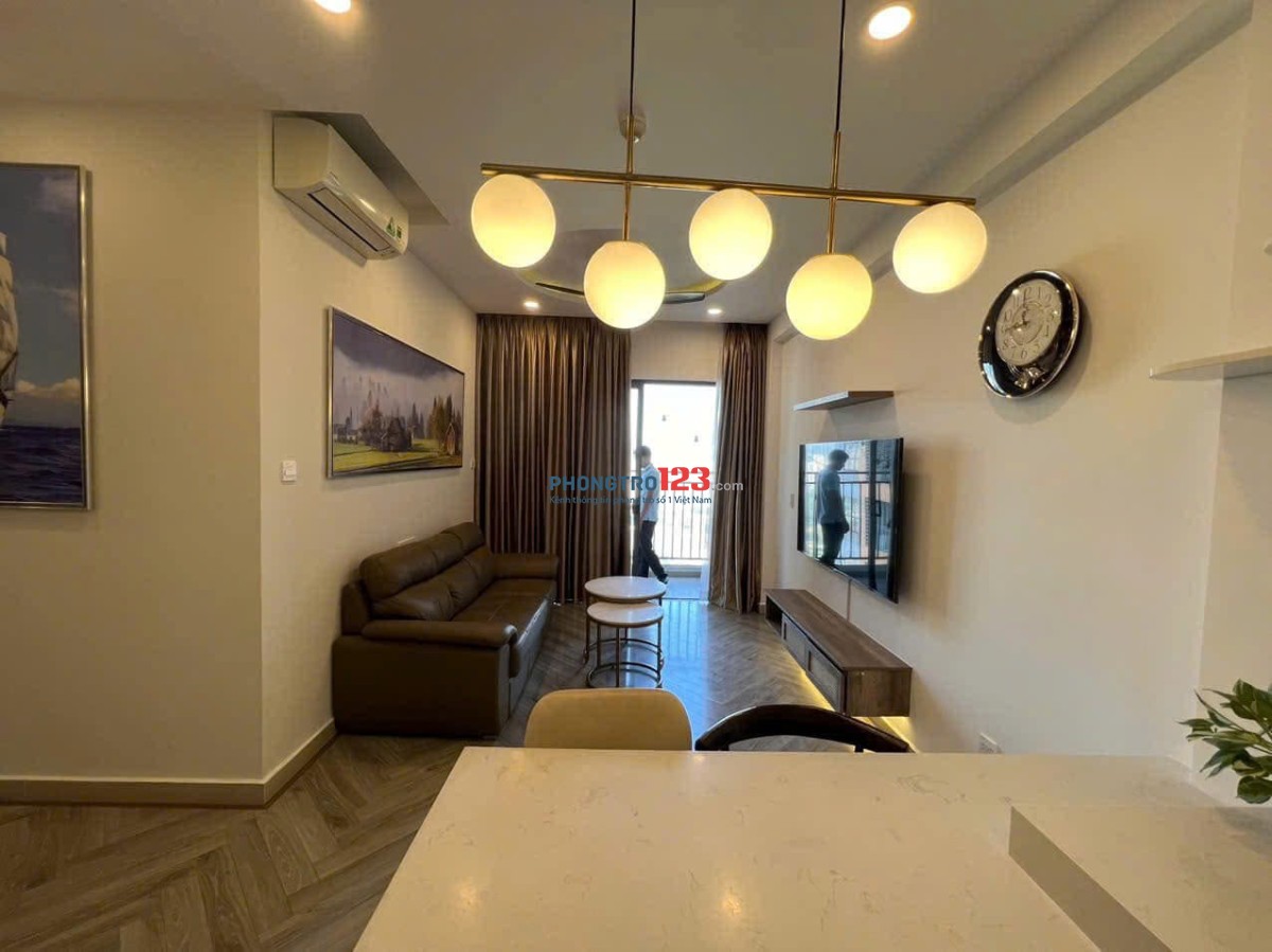 Kingston Residence, căn 2p ngủ, rộng 81m2, NTCC, giá thuê 17tr5/tháng