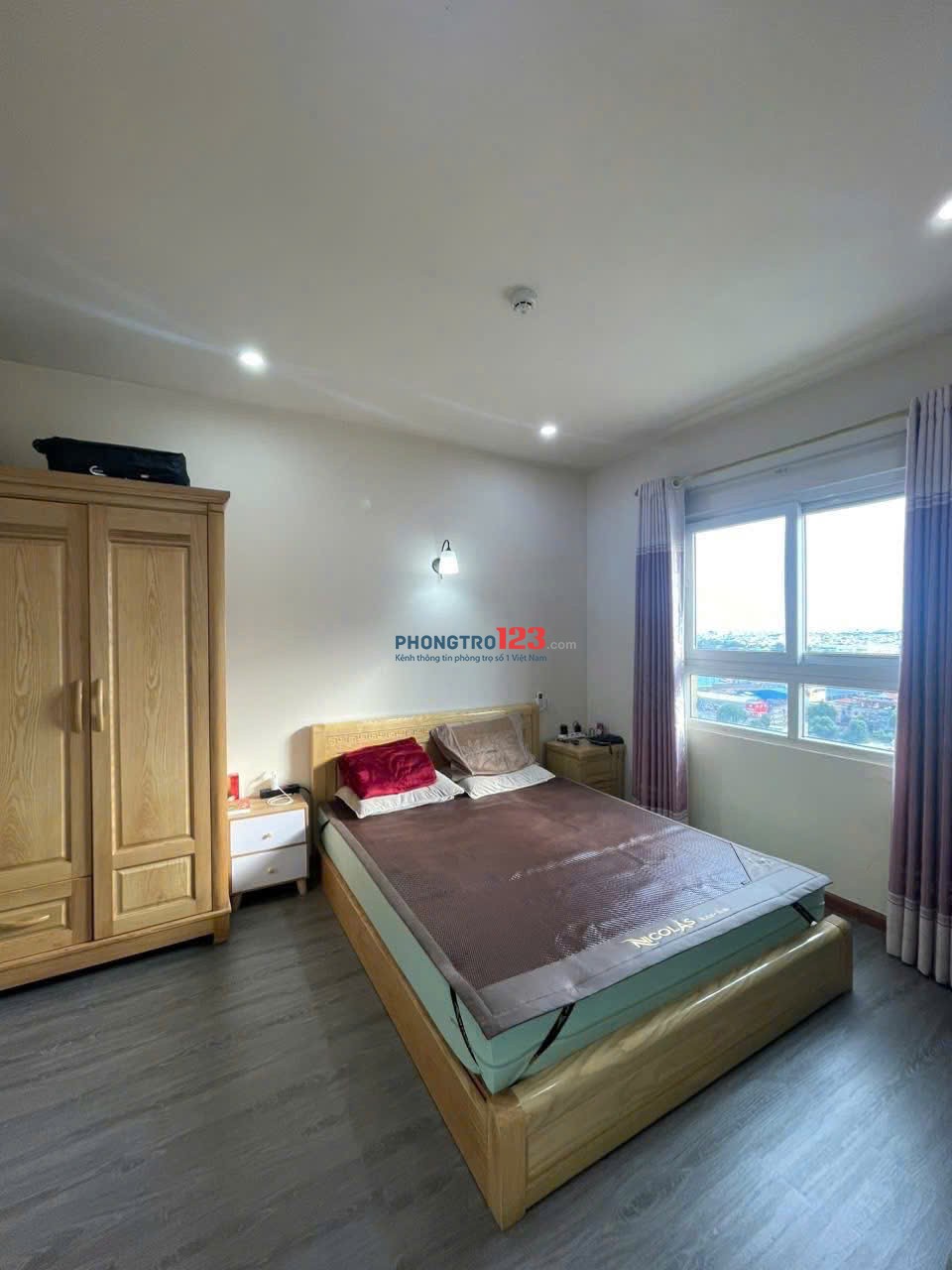 Chung cư Screc, 974A Trường Sa, Q3: 70m2, 2p ngủ, NTCB, 12tr/tháng