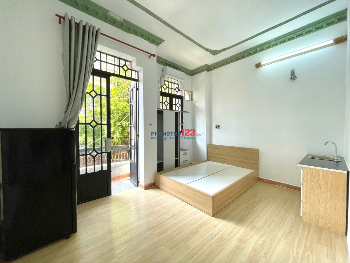 Full Nội Thất - Ban Công - Phan Văn Sửu - ETOWN - chỉ 4.8 triệu