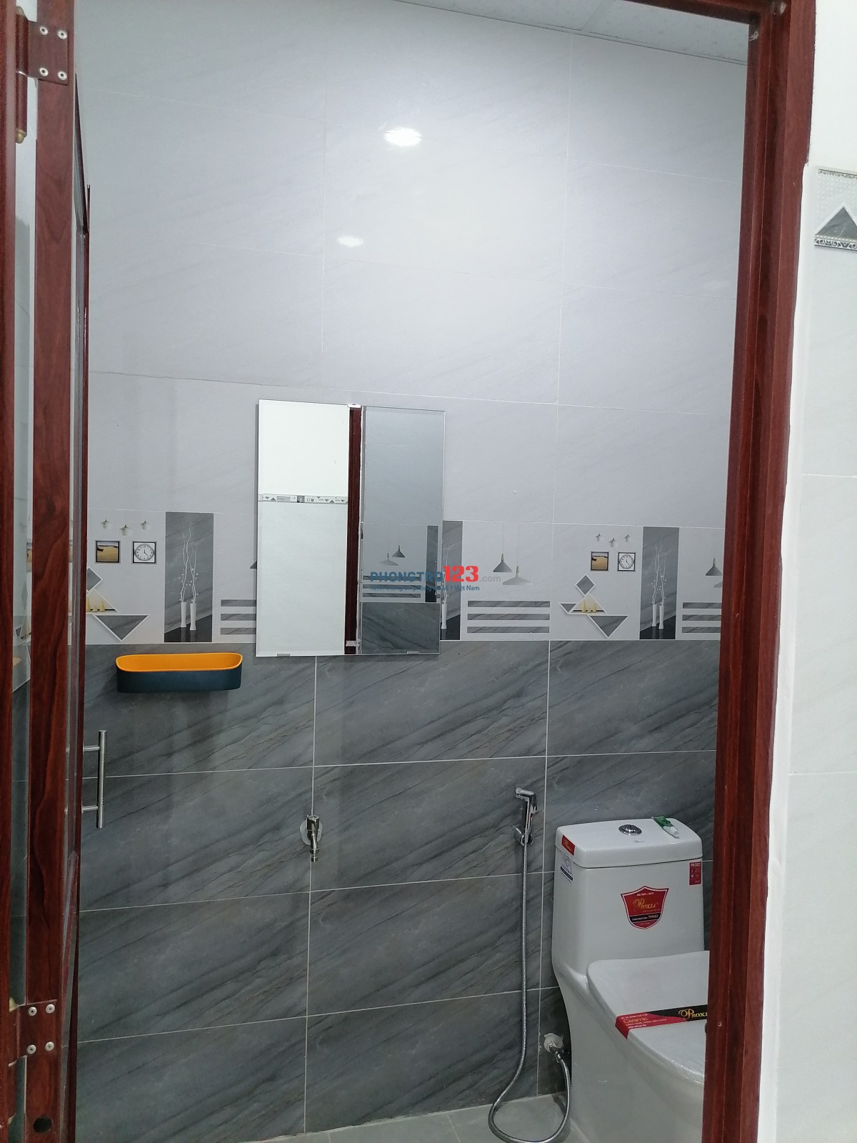 Cho thuê phòng 20m2 lầu 1 đường Cao Lỗ P4 Q8
