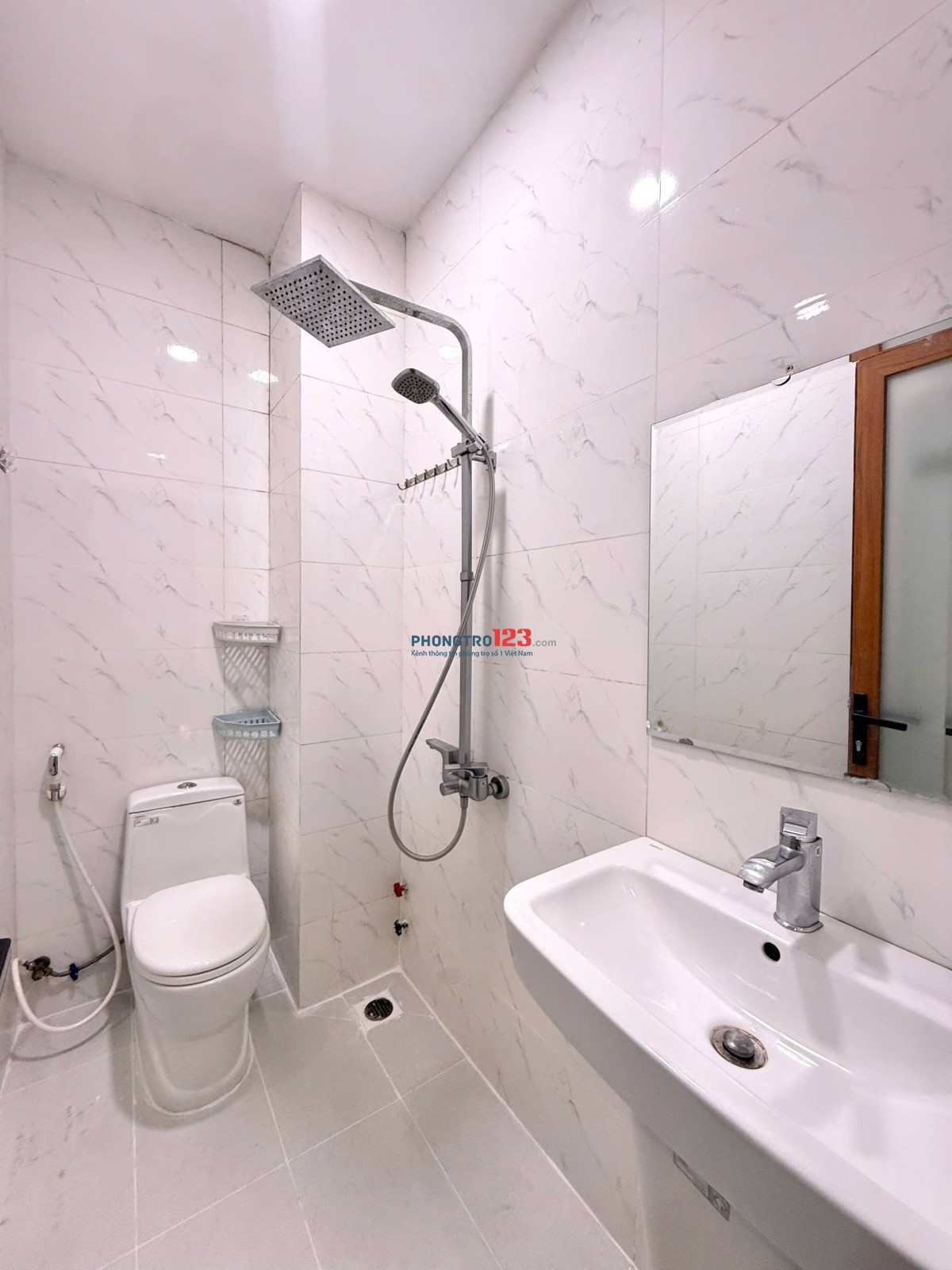 PHÒNG GÁC CỬA SỔ THOÁNG FULL TIỆN NGHI TẠI PHẠM VĂN CHIÊU GẦN CHỢ HẠNH THÔNG TÂY, CÔNG VIÊN LÀNG HOA