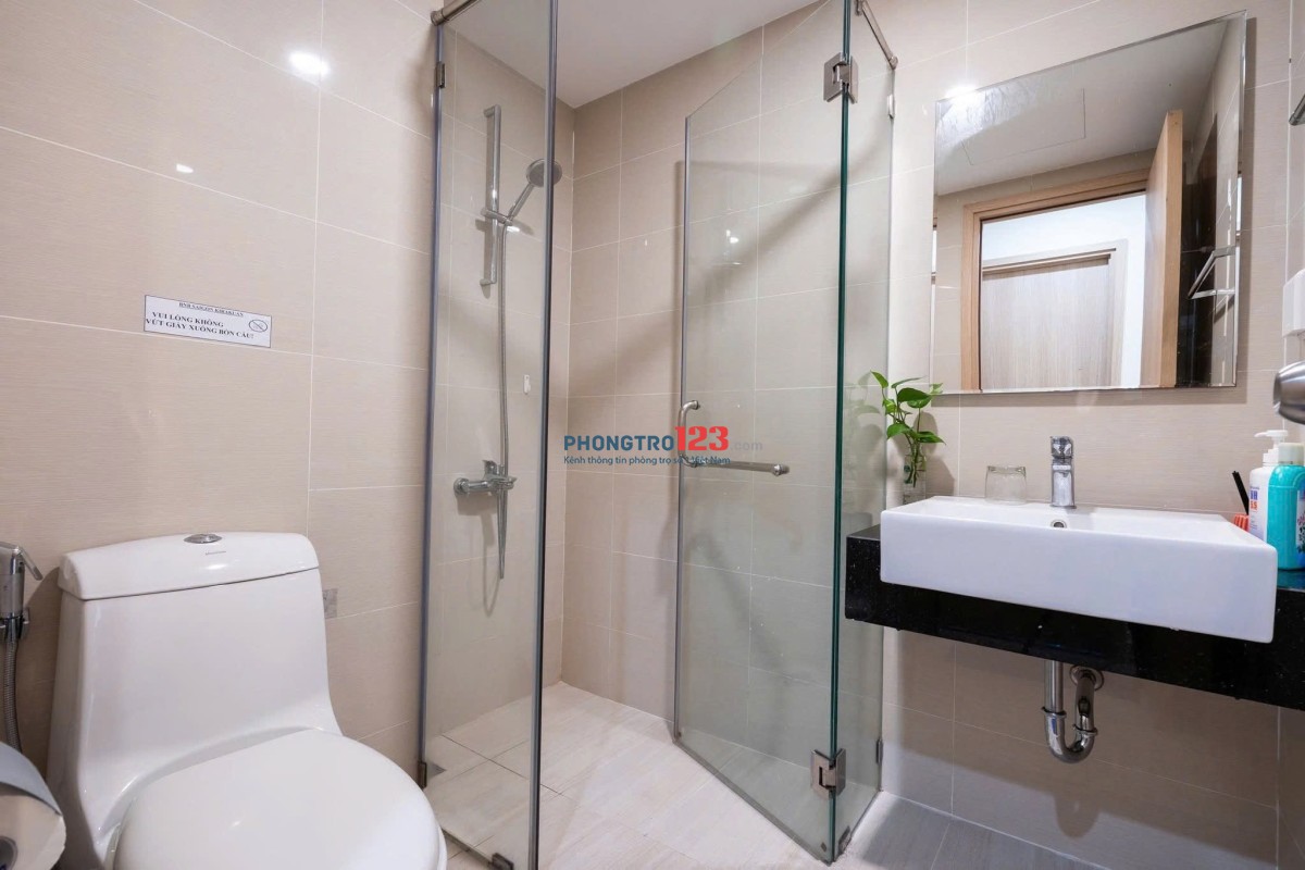 Cho thuê C/c cao cấp Nguyễn Kim ngay TT Q.10 có 3PN Full nội thất Giá 15/th.