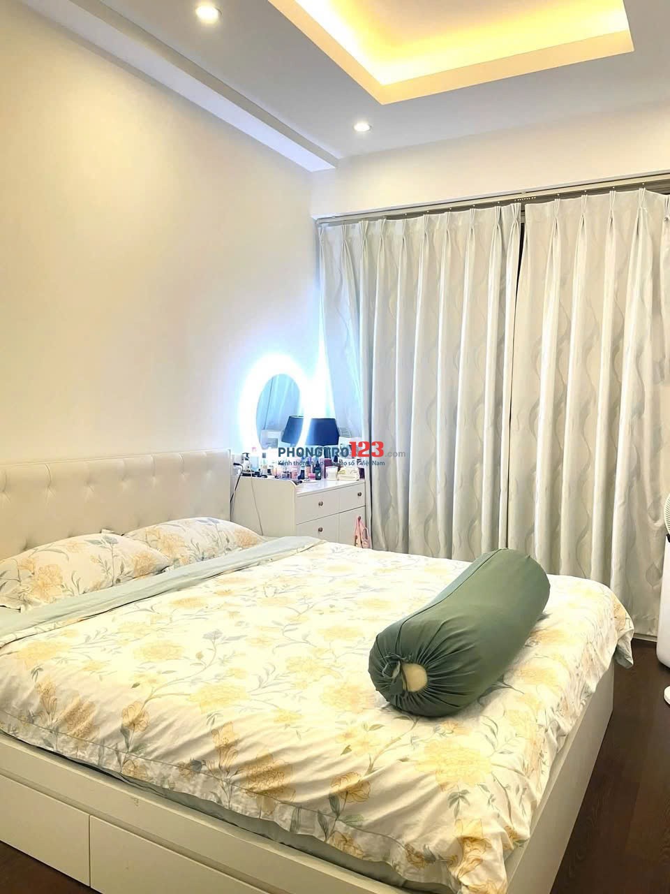 Cho thuê chung cư Carillo 3 Đ. Hoàng Hoa Thám, 72m2 giá 11 tr/th full nội thất.